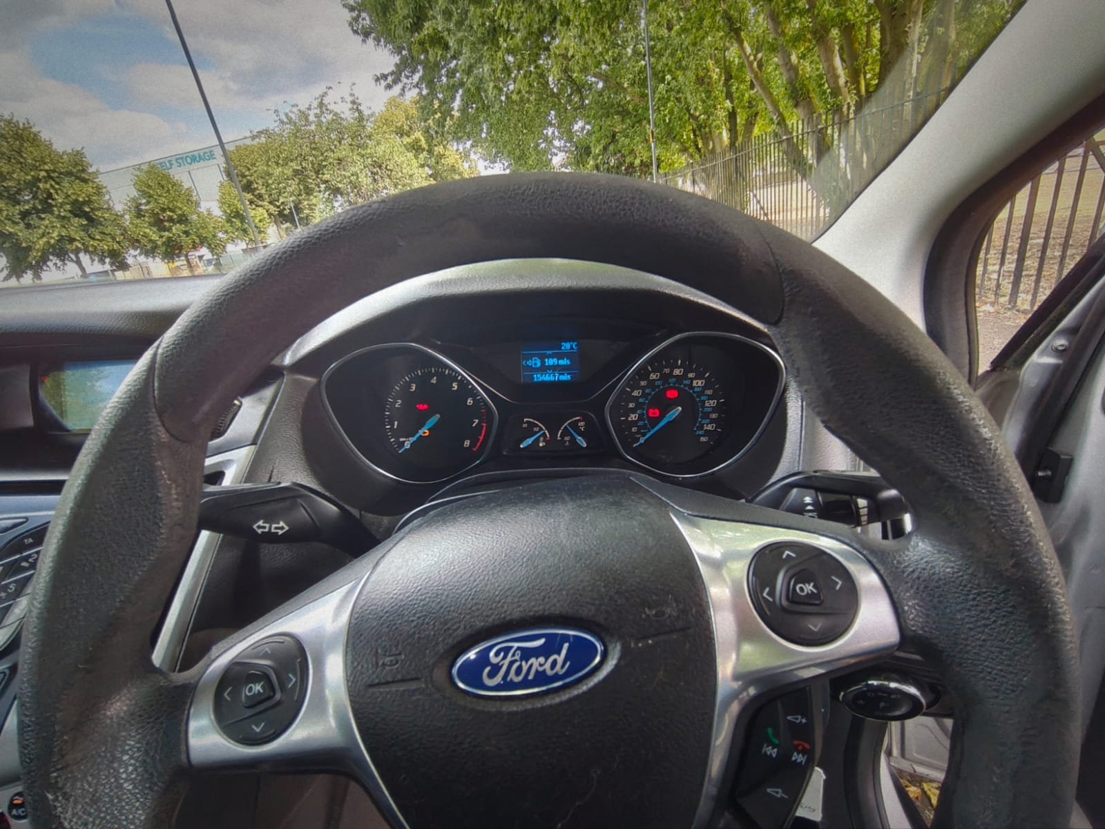 2011 - FORD FOCUS